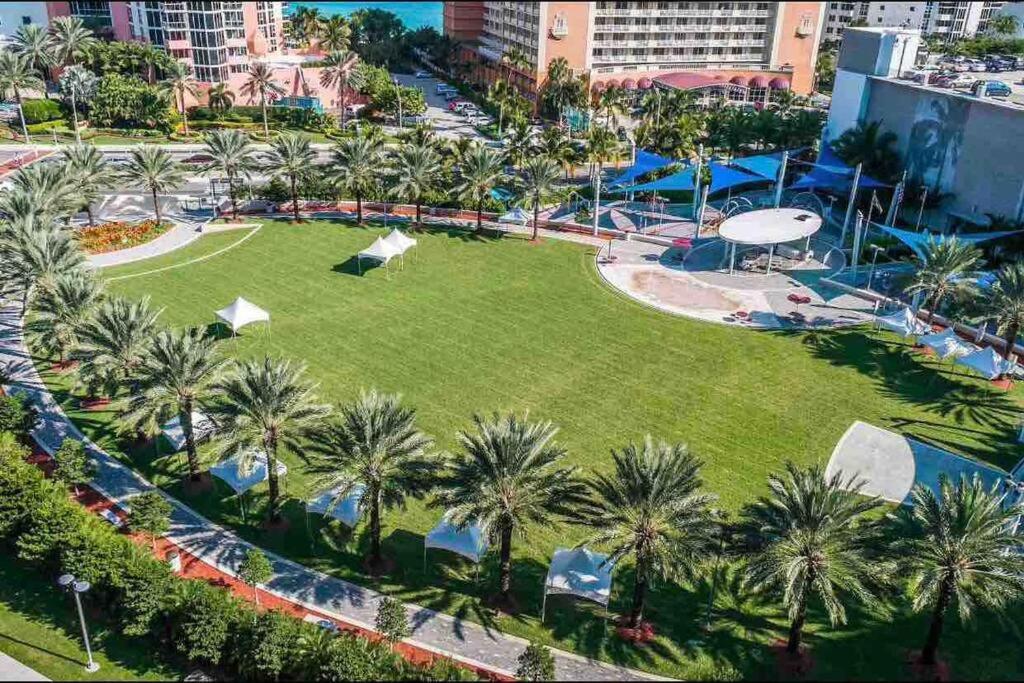 Miami Beach Collins Ave Apartments Free Parking Sunny Isles Beach Exterior photo