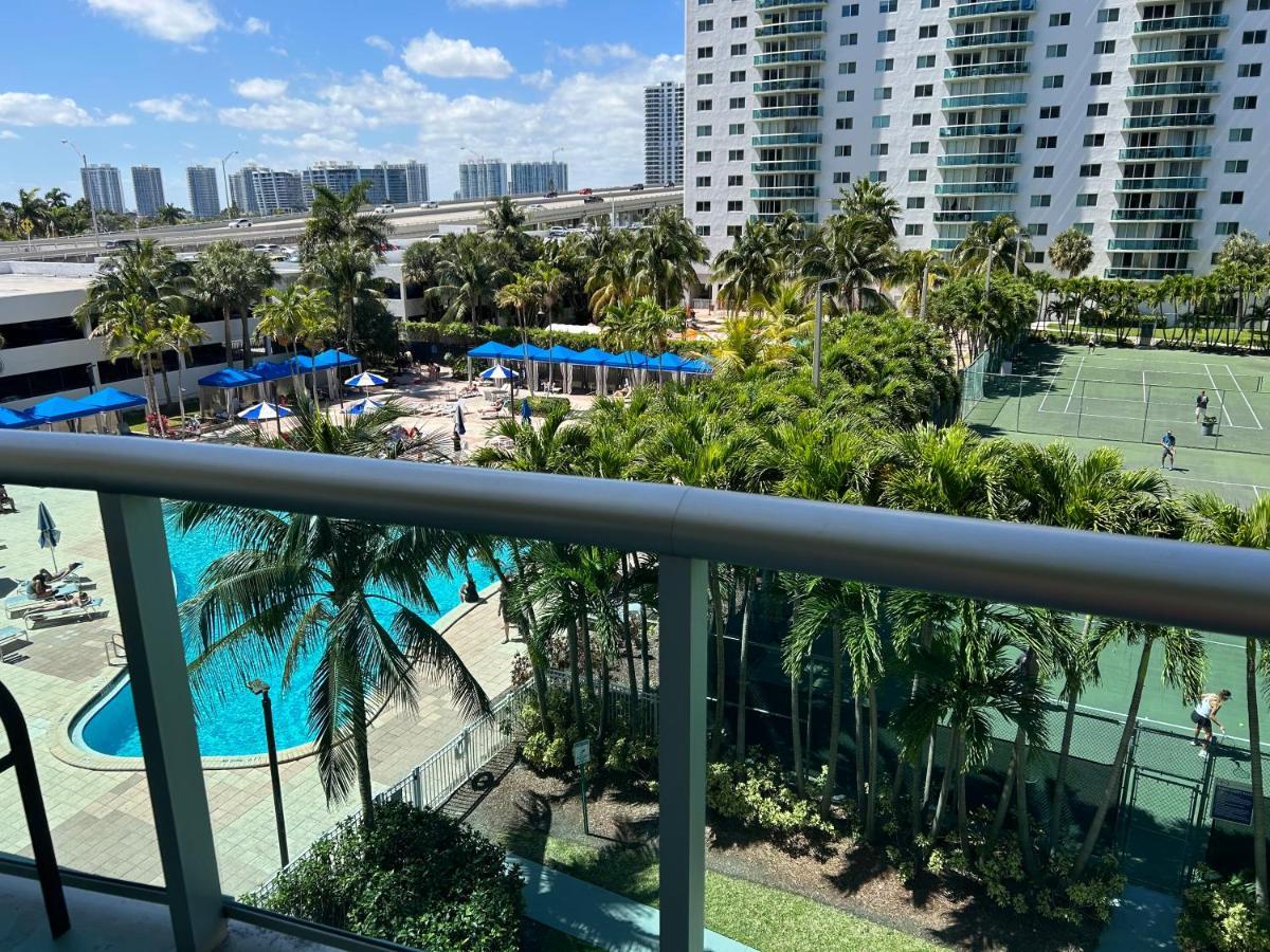 Miami Beach Collins Ave Apartments Free Parking Sunny Isles Beach Exterior photo