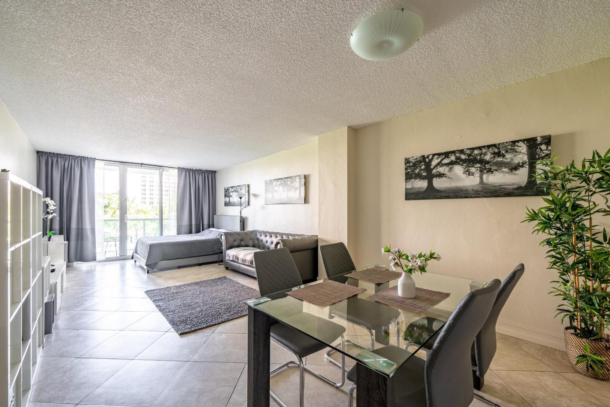 Miami Beach Collins Ave Apartments Free Parking Sunny Isles Beach Exterior photo
